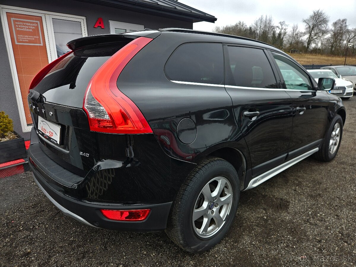 VOLVO XC60 2.4D AT/6 AUTOMAT - 17