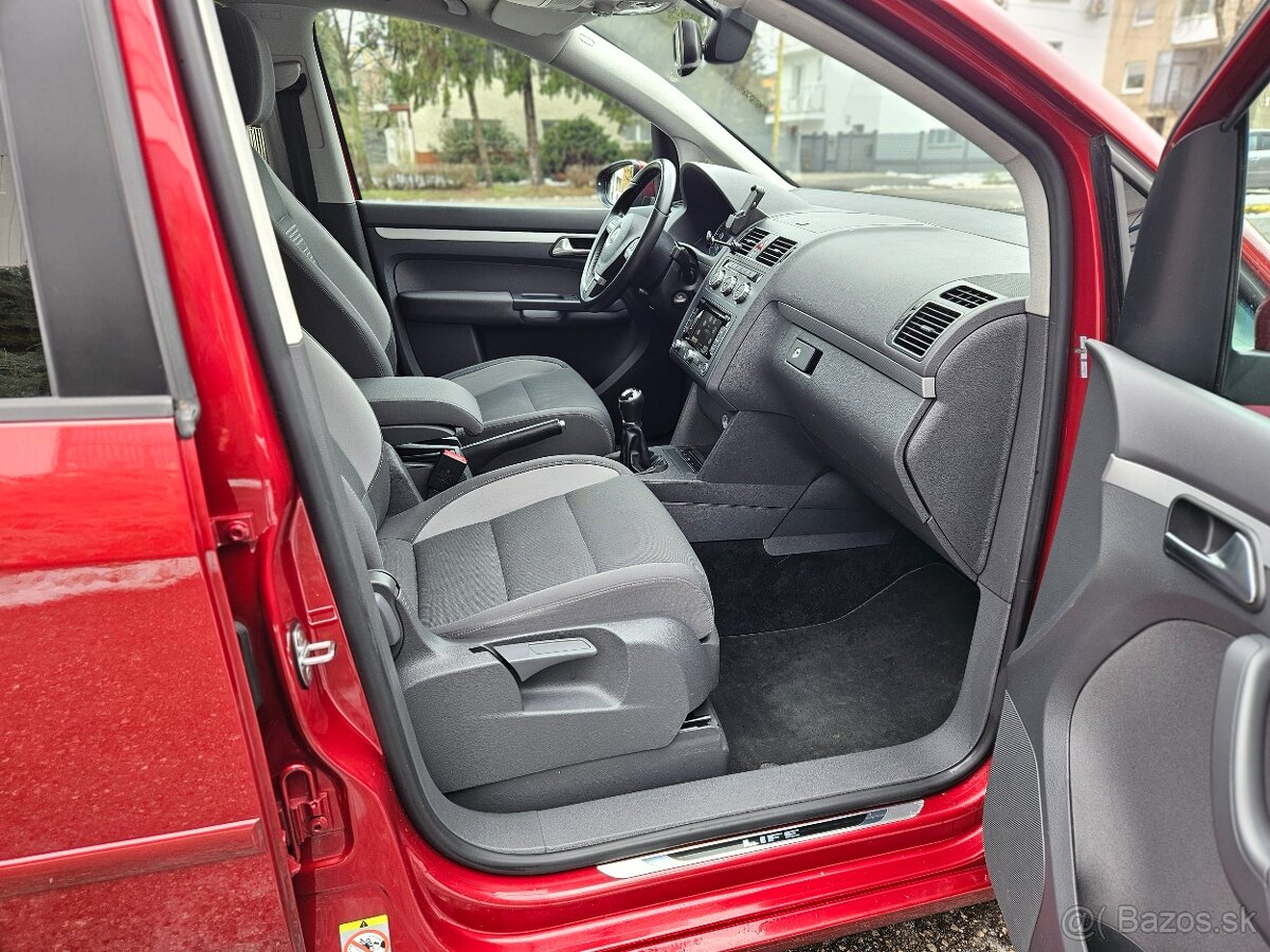 Volkswagen Touran 2.0TDI - 17