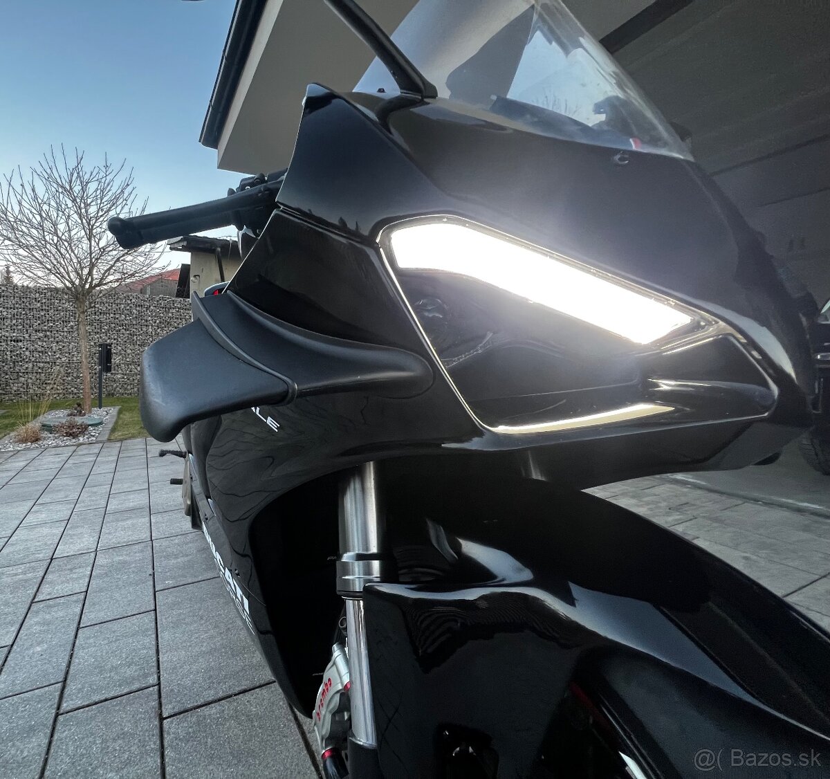 Ducati Panigale V4 top - 17