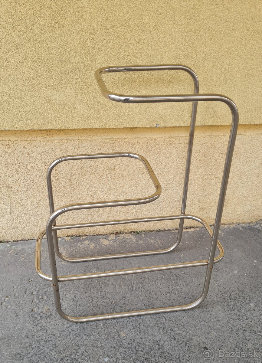 Chromovaný nábytok Funkcionalizmus - 17