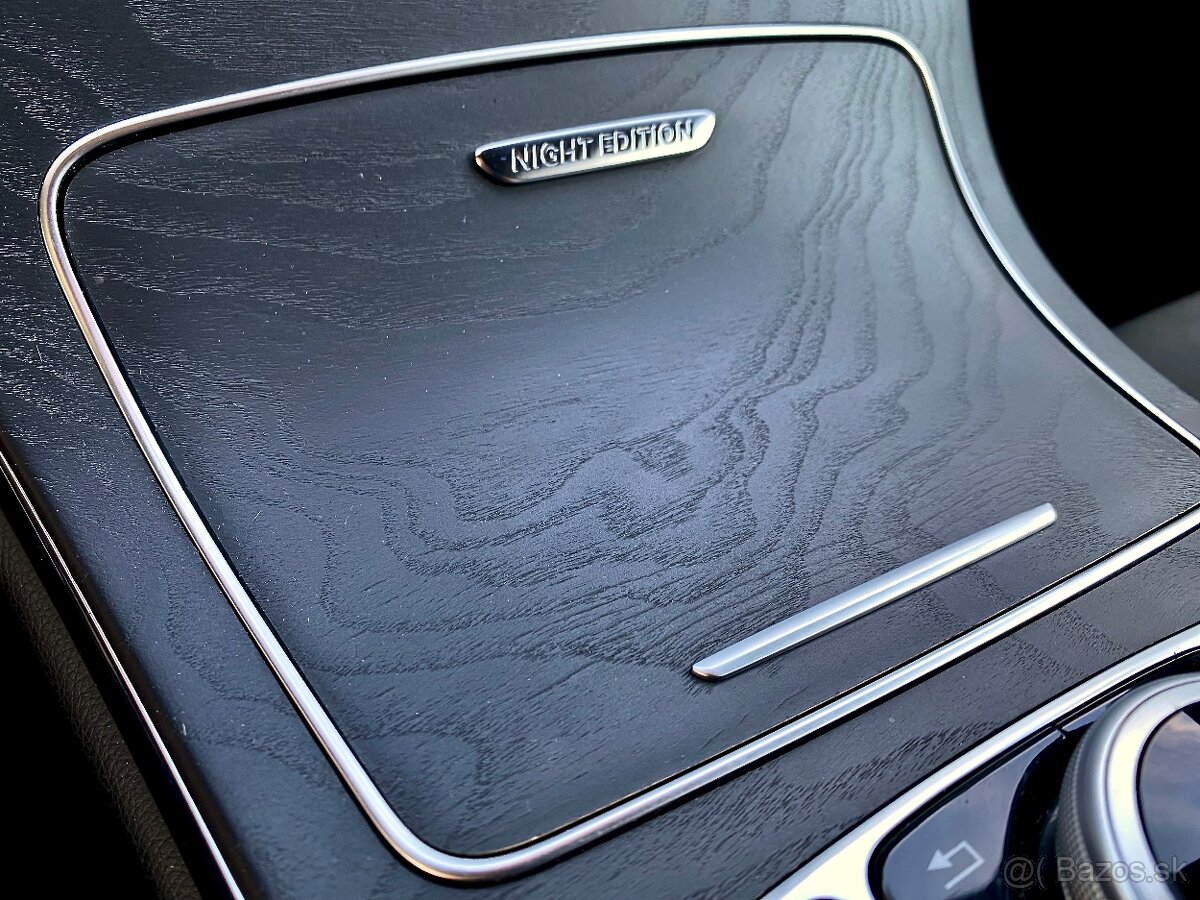 Mercedes-Benz C250 Coupe AMG Night Edition - 17