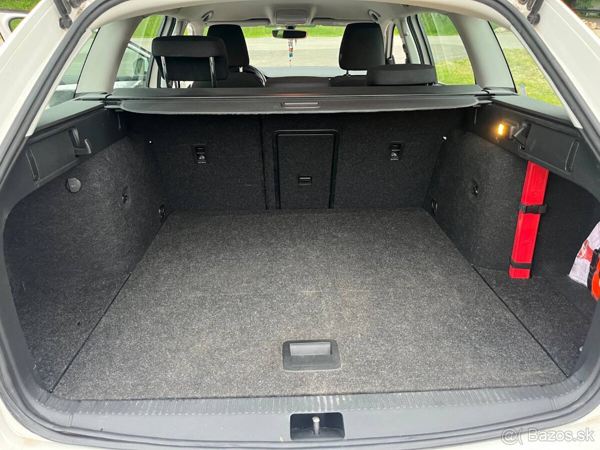 Škoda Octavia Combi 1.0 TSI Active DSG - 17