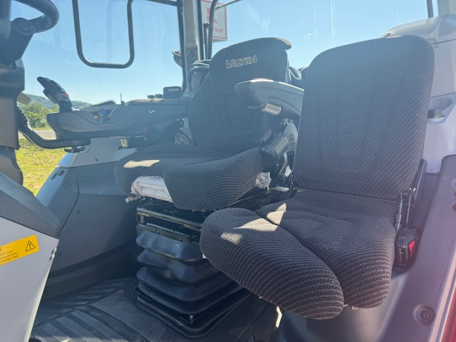 Valtra T235 VERSU UNLIMITED možný odpočet Dph - 17