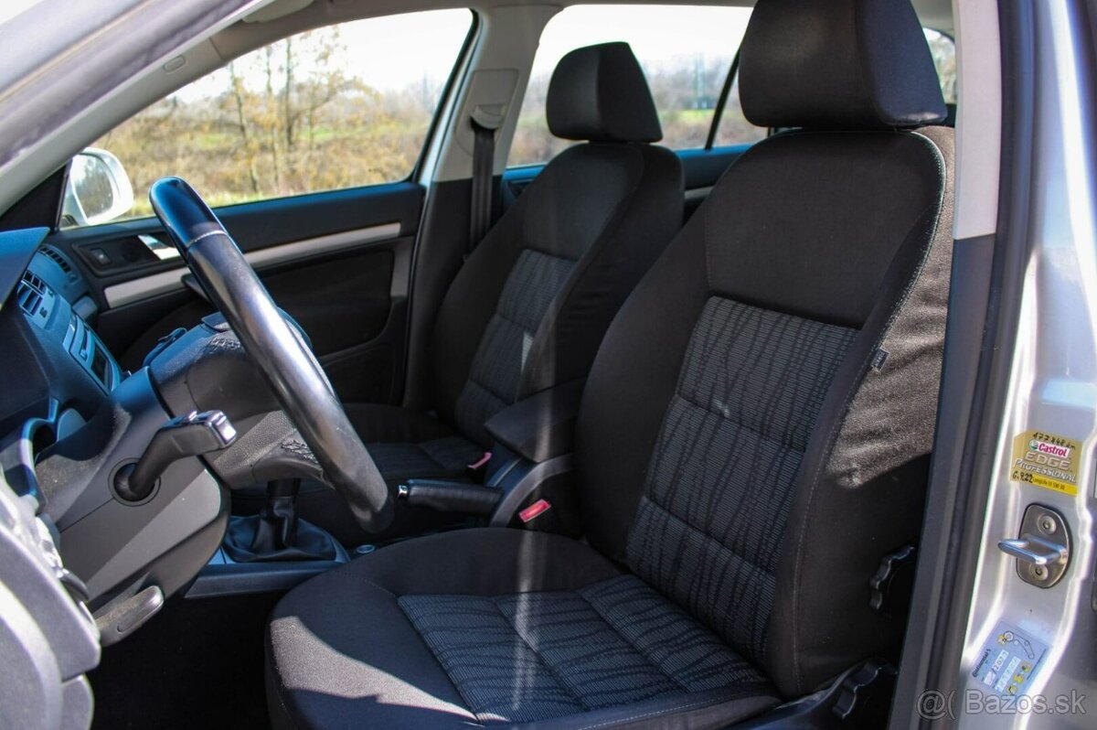 Škoda Octavia Combi 1.6 TDI CR DPF Classic - 17