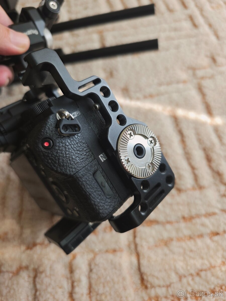 Sony A7SII + Follow Focus + SmallRig + Fotga DP3000 +Camvate - 17