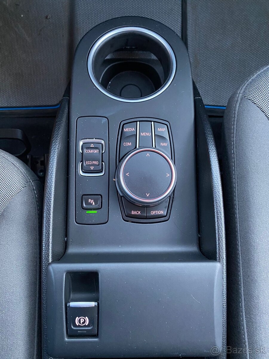 BMW i3 120 Ah 2021 Super výbava - 17