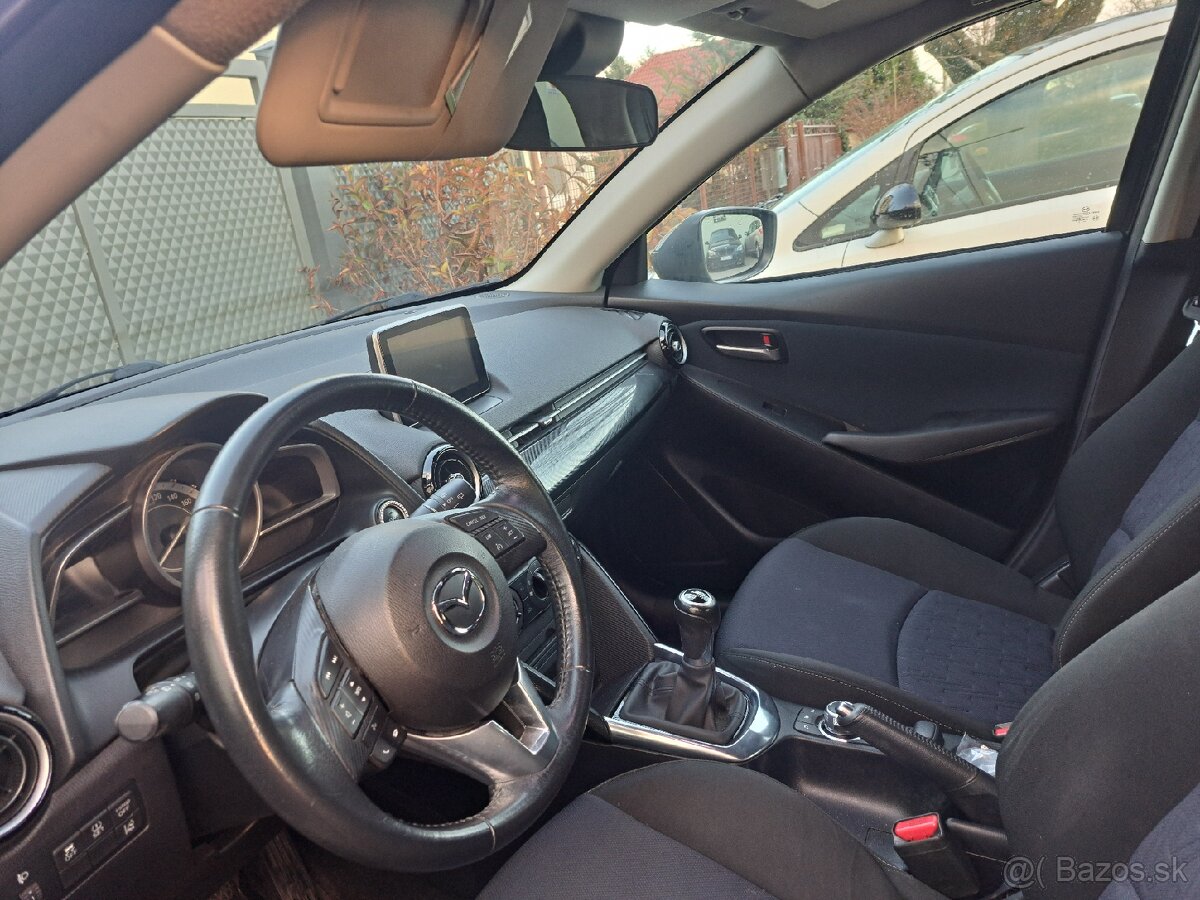 Predam Mazda 2 1.5 benzin nova stk ek 57000km - 17