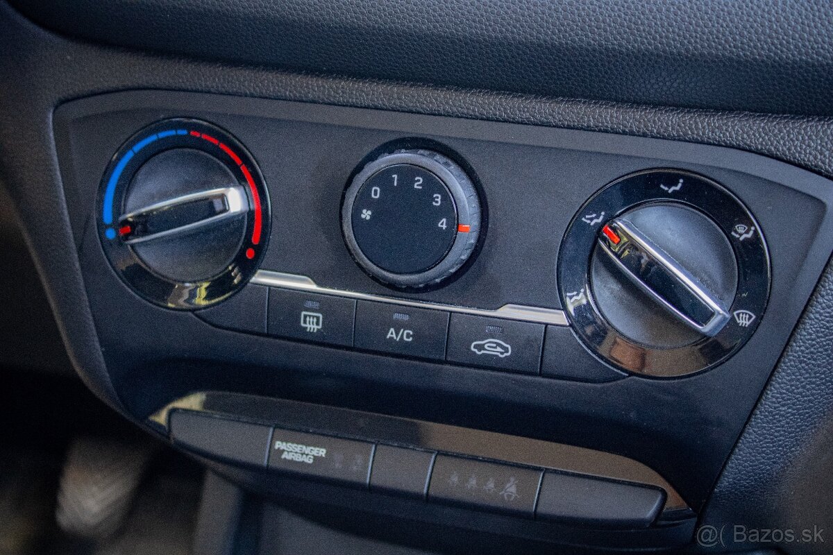 Hyundai i20 1.4i 16V Comfort - 17