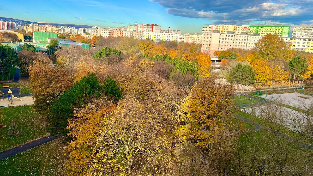 PREDAJ ATRAKTÍVNEHO 3-IZB. BYTU S LOGGIOU V PROSTREDÍ PLNOM - 17