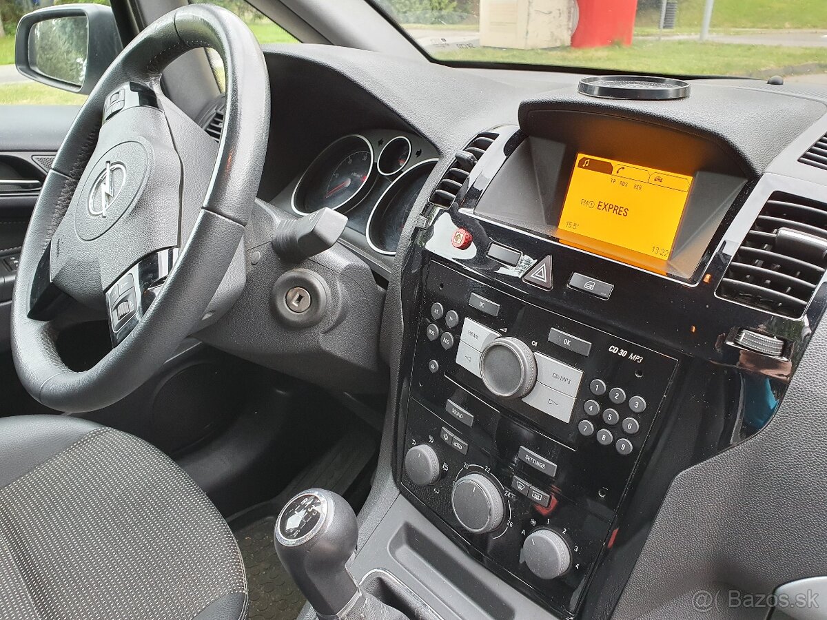Opel Zafira- 1.9 CDTI, 110 kW - 17