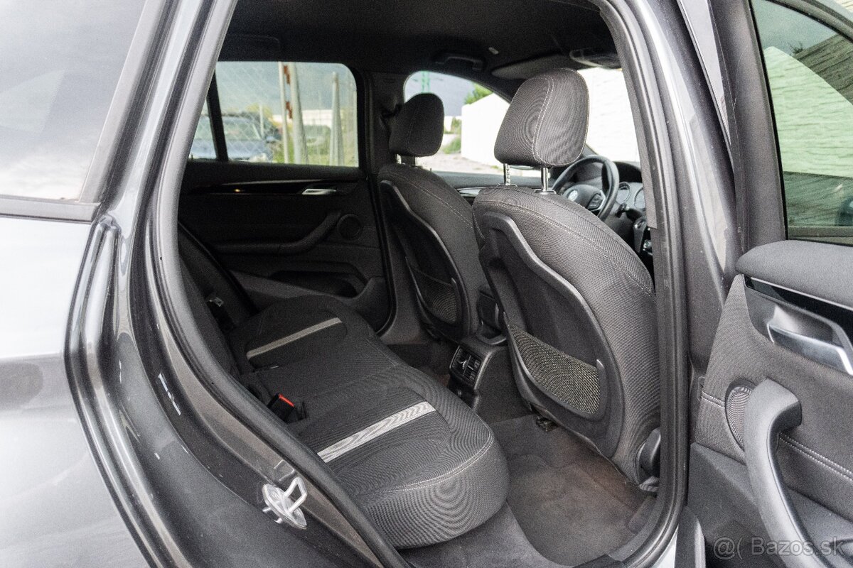 BMW X1 18i Sport Line automat - 17