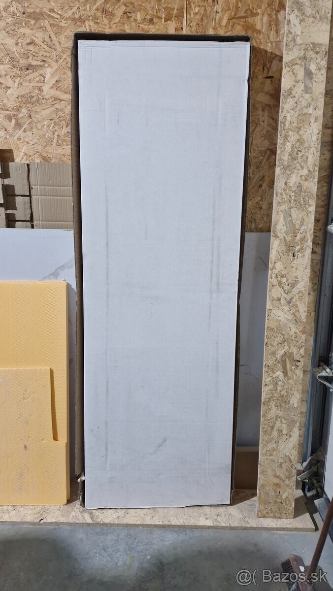 AKCIA - SPRCHOVÝ KÚT 90x90x190 - 17