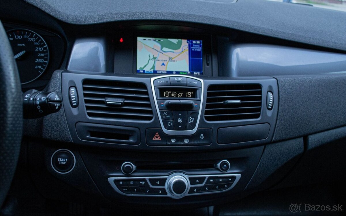 Renault Laguna 2.0 dCi 4control - 17