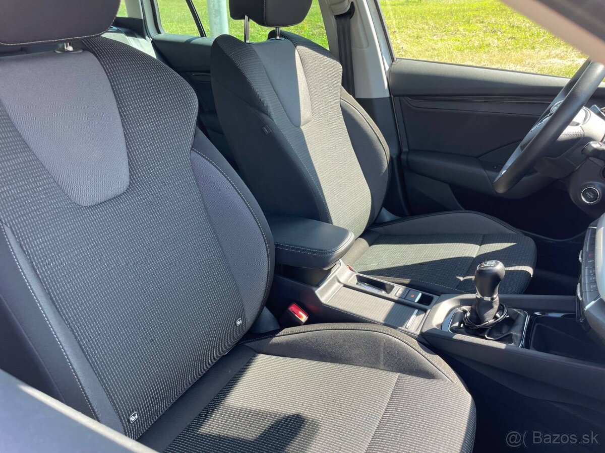 Škoda Octavia Combi 2.0 TDI SCR Ambition - 17
