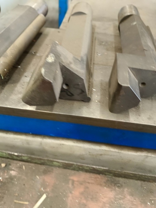 Prodávám Použitá ohýbačka pásovin EB 30 CNC r. v. 2005 - 17