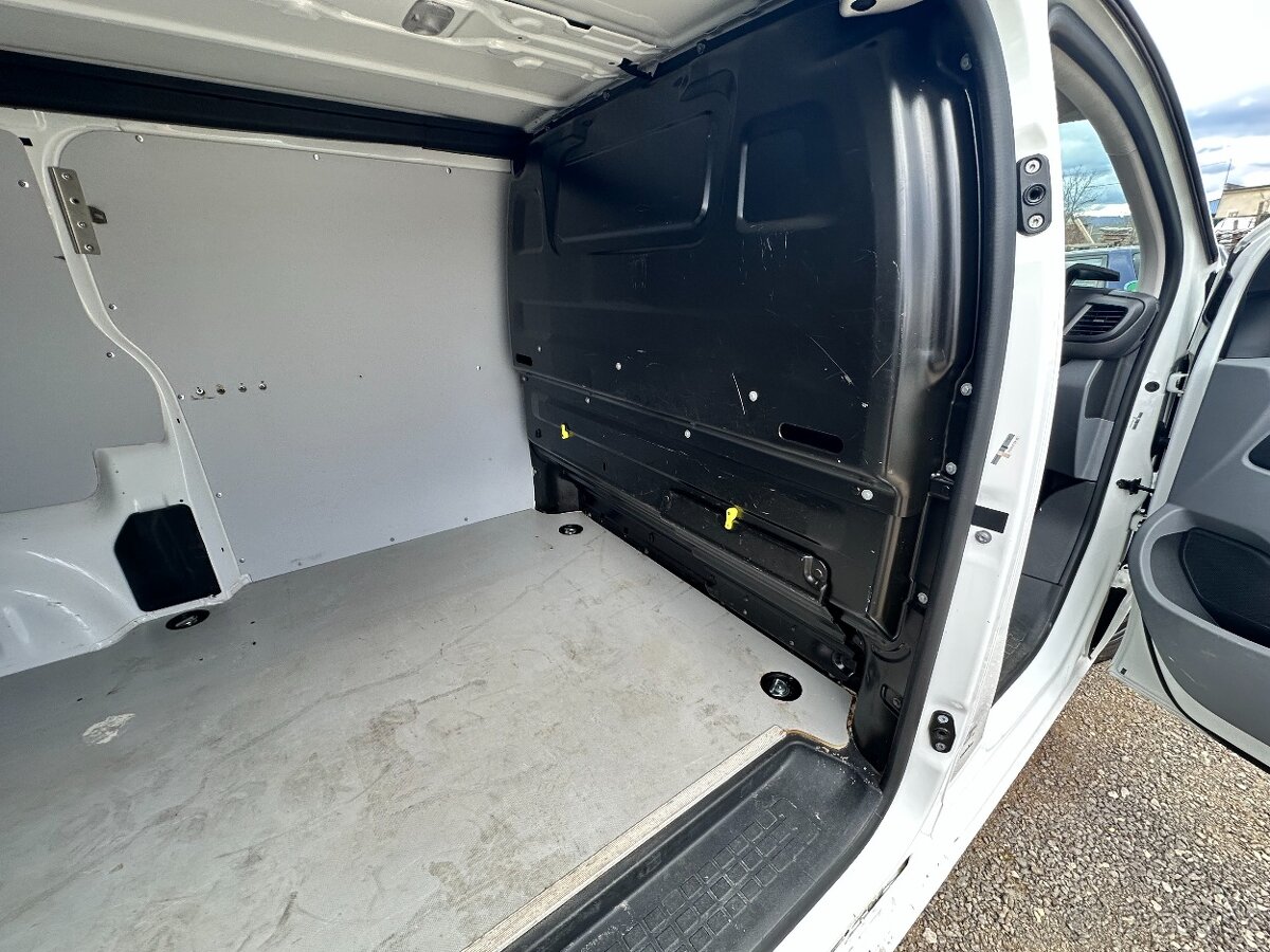 Peugeot Expert 2.0, MT6, L3H1. odpočet DPH - 17