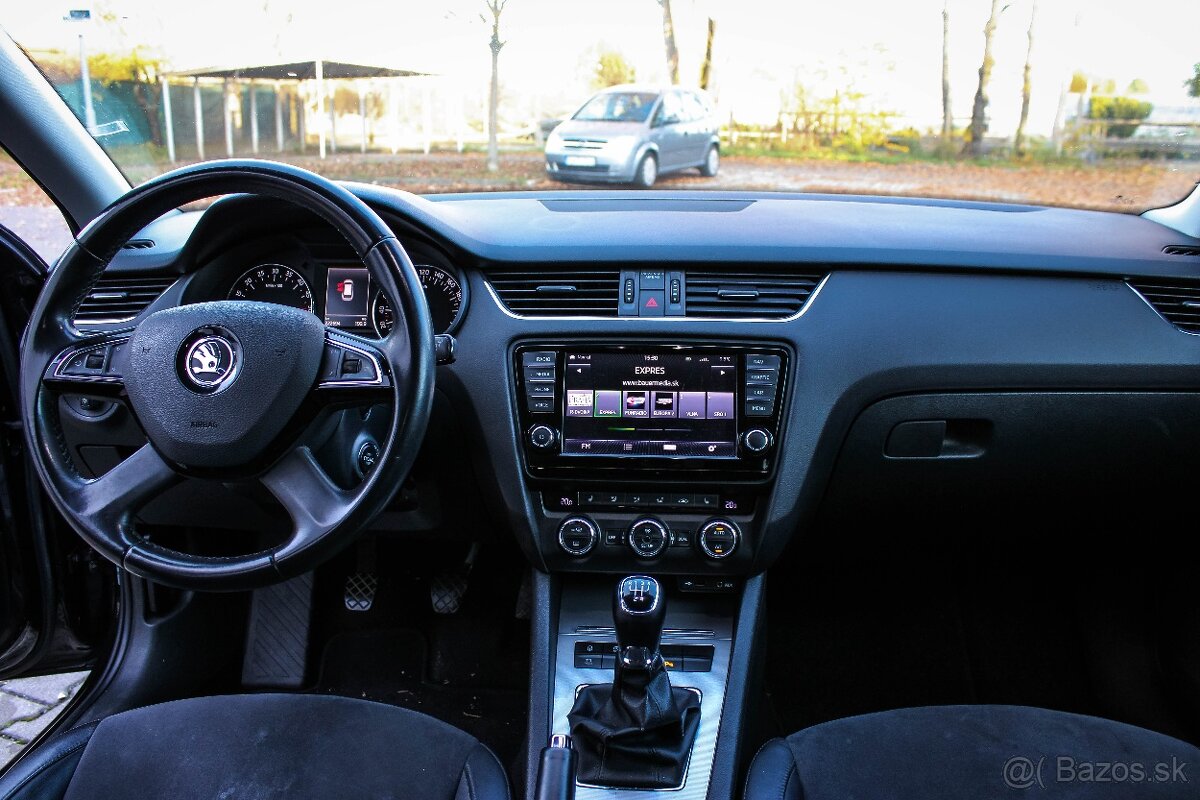 Škoda Octavia Combi 1.6 TDI CR DPF Elegance - 17