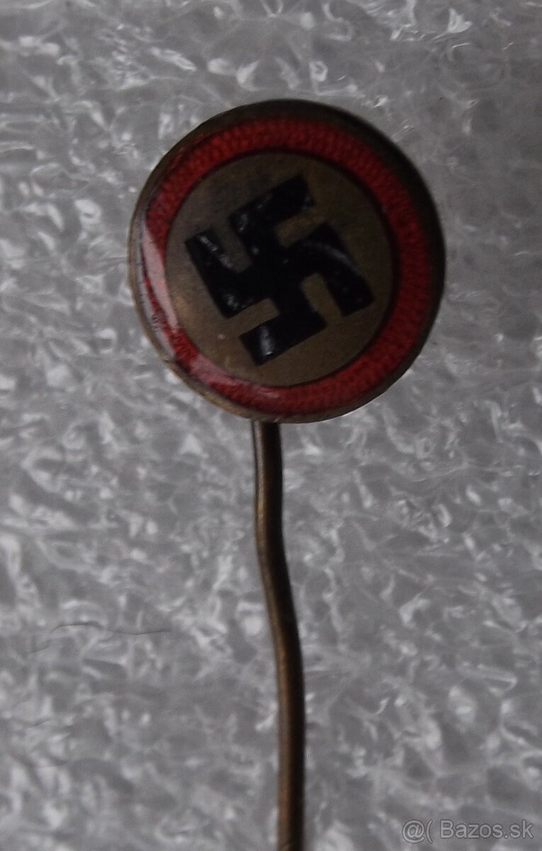 odznaky - armáda, spolky, šport i iné - 17