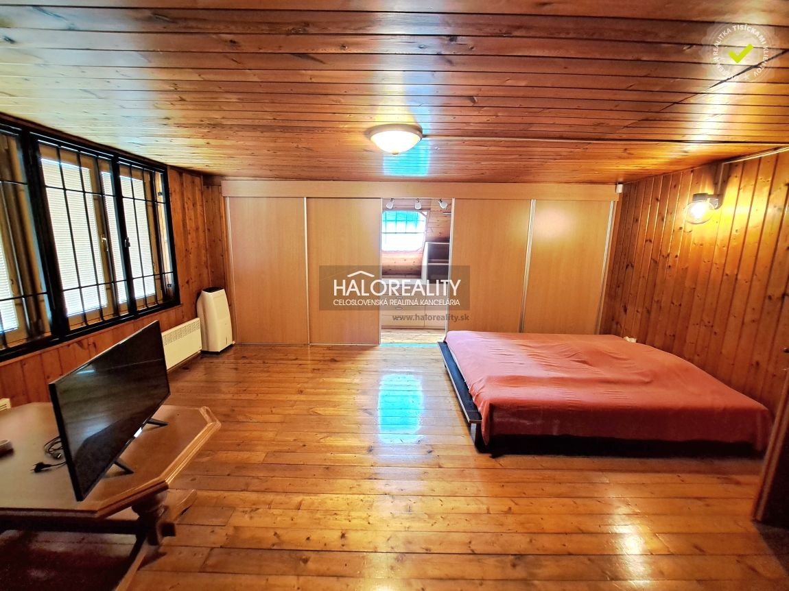 HALO reality - Predaj, rodinný dom Jastrabá, dva za jednu ce - 17