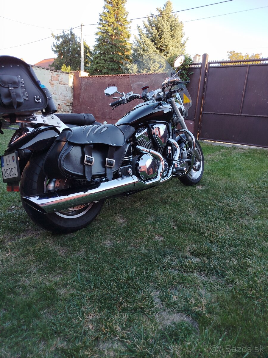 Honda VTX 1800 C - 17