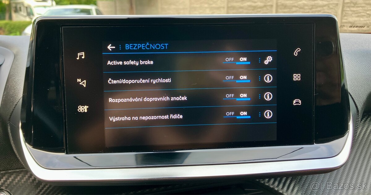 Peugeot 2008 1.5 BlueHDi 100 Allure E6.2 - 17