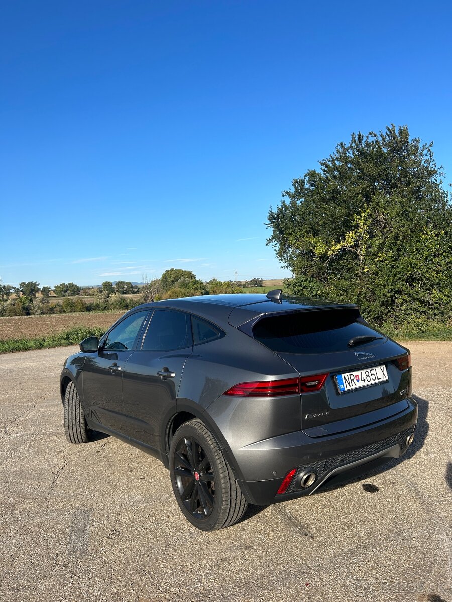 JAGUAR E-PACE 2,0 D 8/2018 automat 4x4 - 17