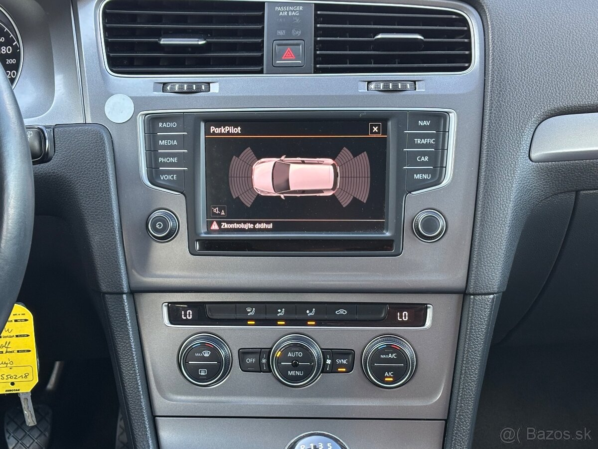 Volkswagen Golf 1.2 TSI BMT Comfortline Možný odpočet DPH - 17