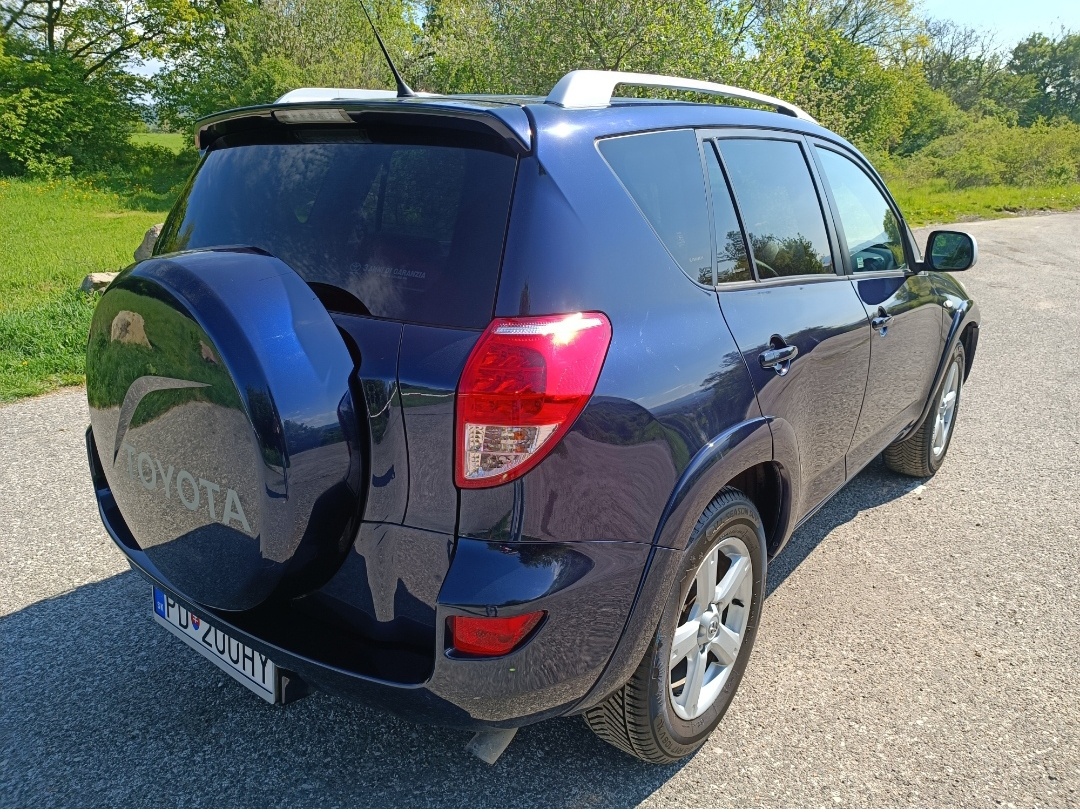 Toyota RAV-4 2,2diesel 4x4 - 17