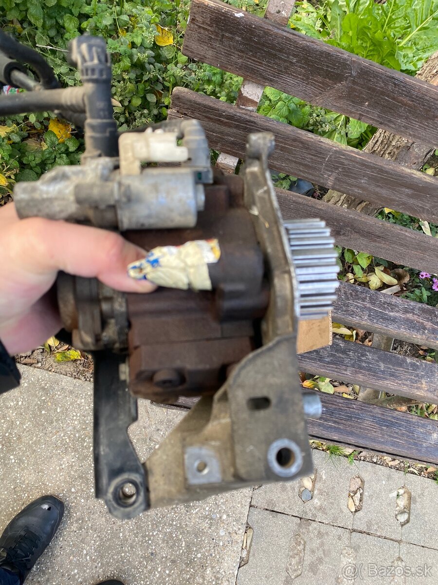 Motor 1.6 HDI 8V kód 9HL - 17