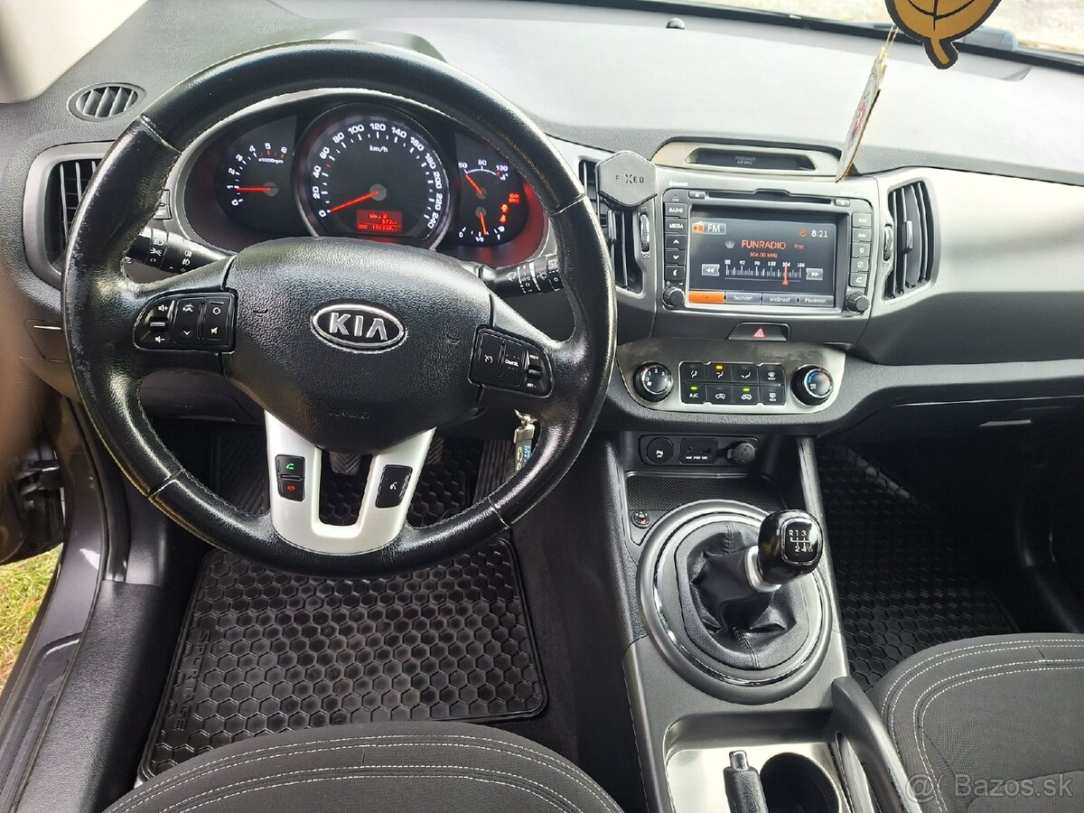 Kia Sportage 2.0 CRDI 4x4 4WD rv:2014 km:131122 Navi kamera - 17