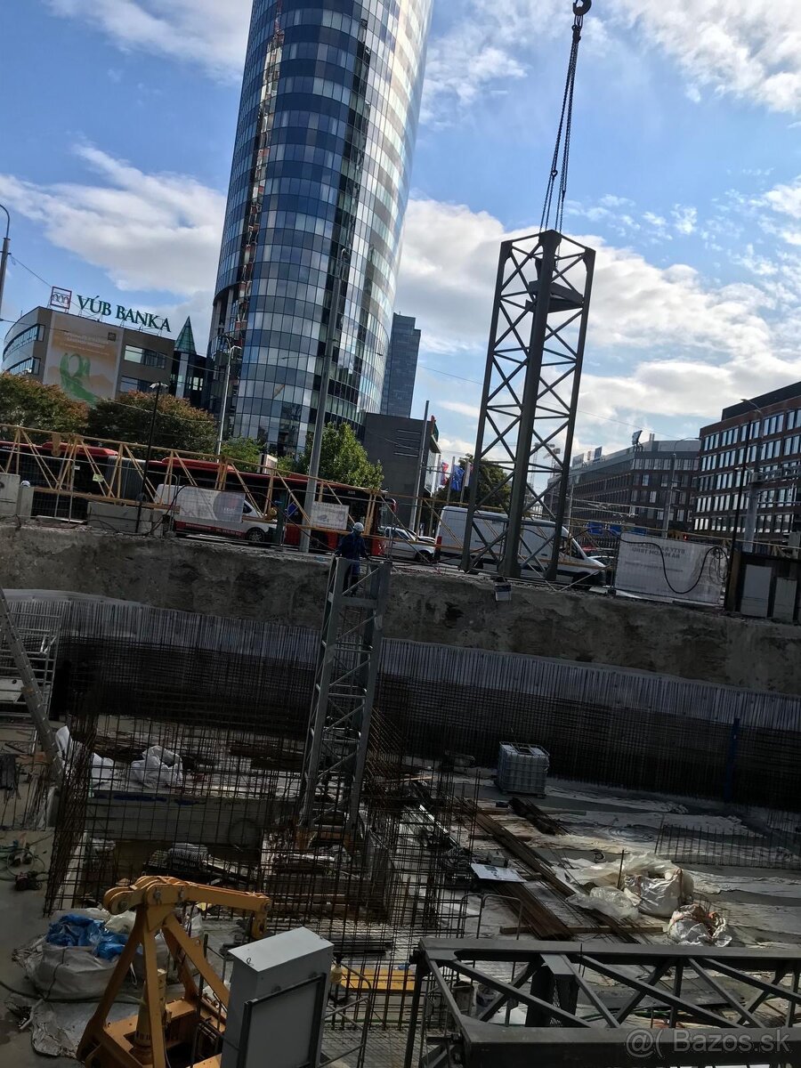 Stavebný Žeriav FM 1345 TLX / 6 - 17