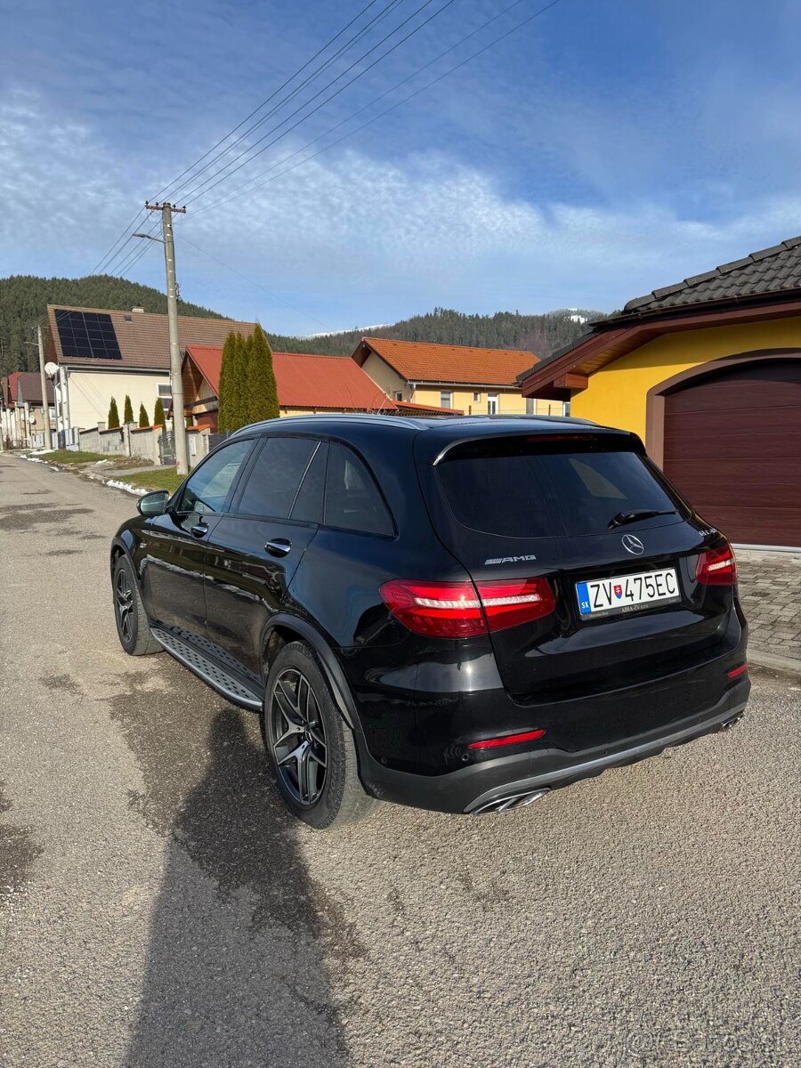 Mercedes Benz GLC 43 AMG V6 Biturbo - 17