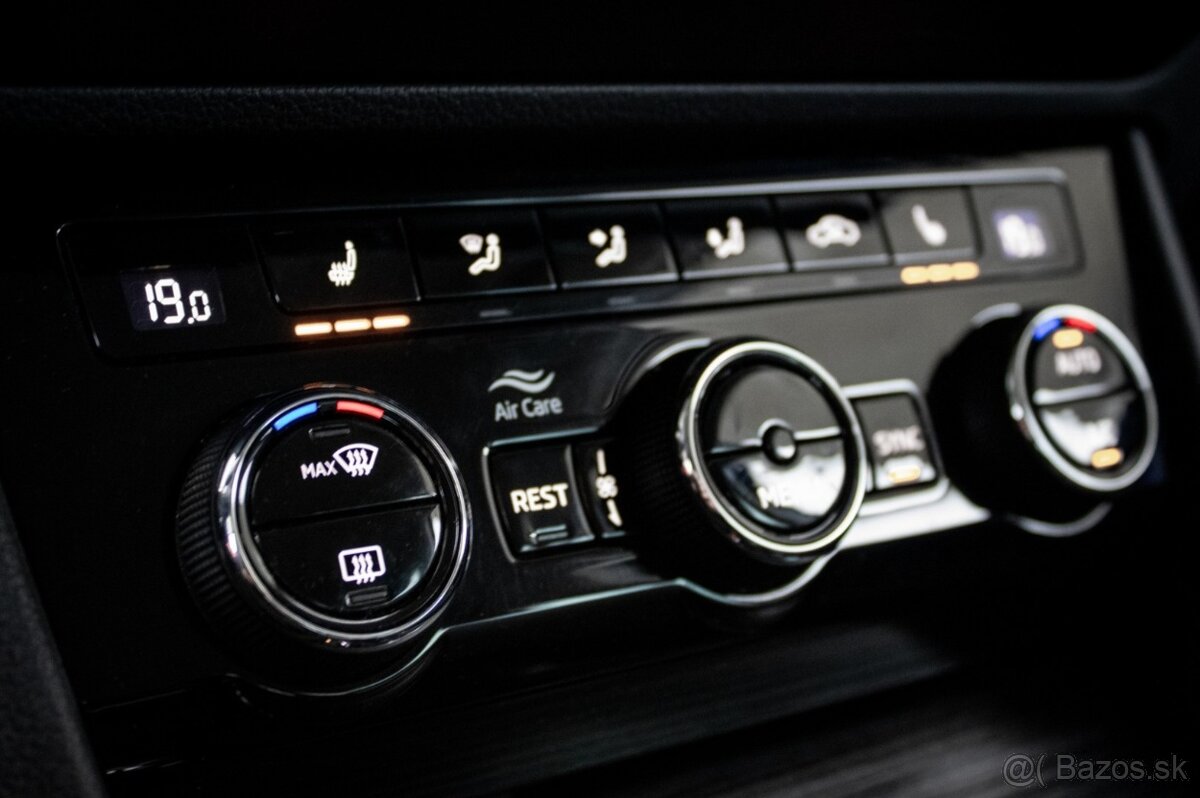 Škoda Superb Combi 2.0TDI 110kw DSG 2021 - 17
