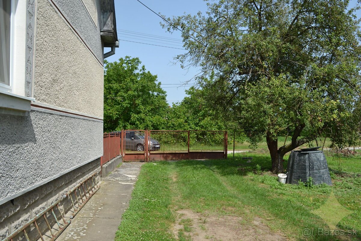 Čiastočne zrekonštruovaný prízemný rodinný dom so slnečným p - 17