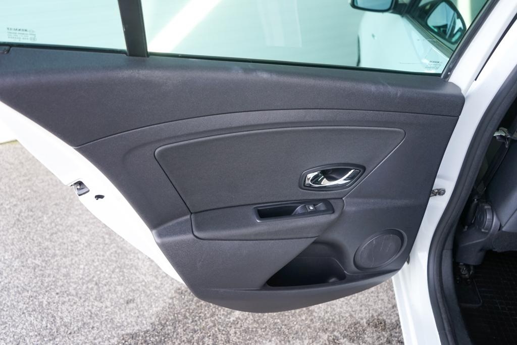 24- Renault, Mégane Grandtour, 2016, benzín, 1.2 TCe, 85kw - 17