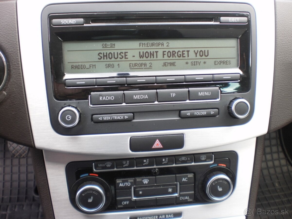 Volkswagen Passat 2,0TDi, 103kW, M6,sedan r.2011 - 17