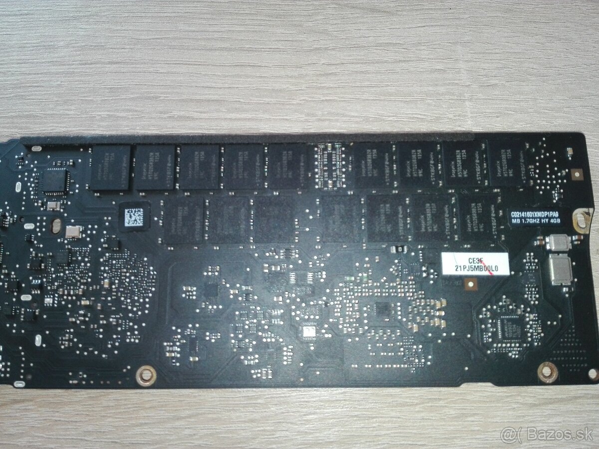 Apple MacBook Air.Mid 2011.A1369. EMC 2469. - 17