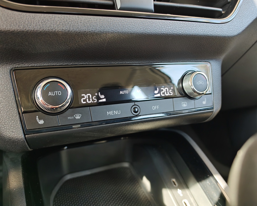 Škoda Scala 1.0 TSI Ambition DSG//AJ NA SPLÁTKY// - 17