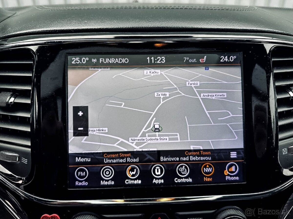 Jeep Grand Cherokee 3.0L V6 CRD Overland A/T - 17