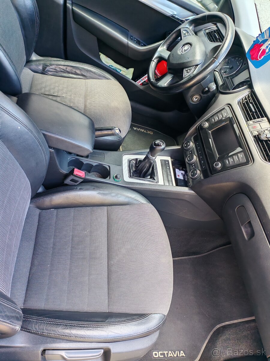 Škoda Octavia combi 3 - 17