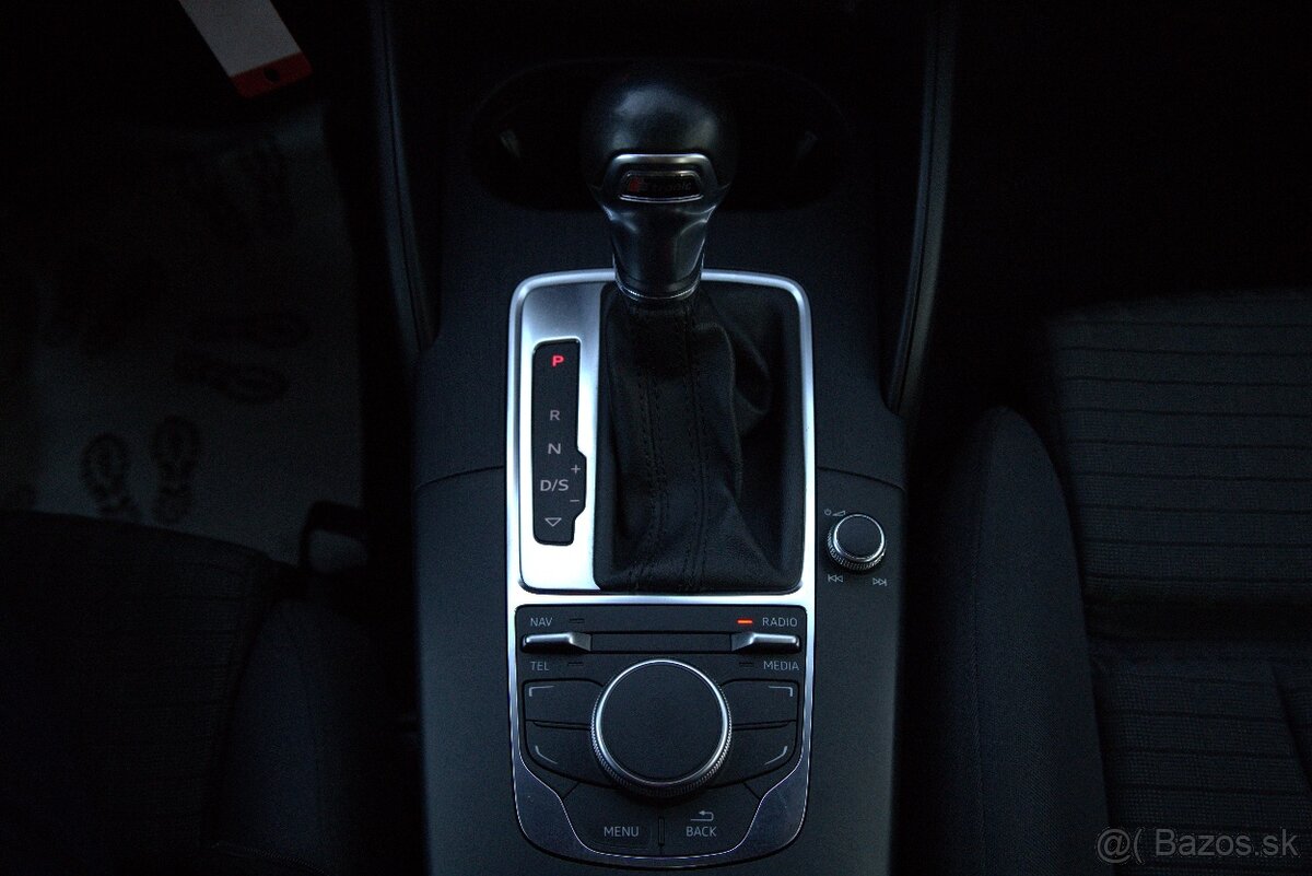 Audi A3 1.4 TFSI 140k COD Ambition S tronic - 17