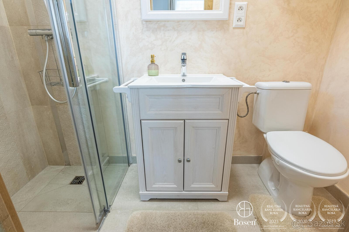 BOSEN | Nadštandardný rodinný dom s viacerými možnosťami vyu - 17