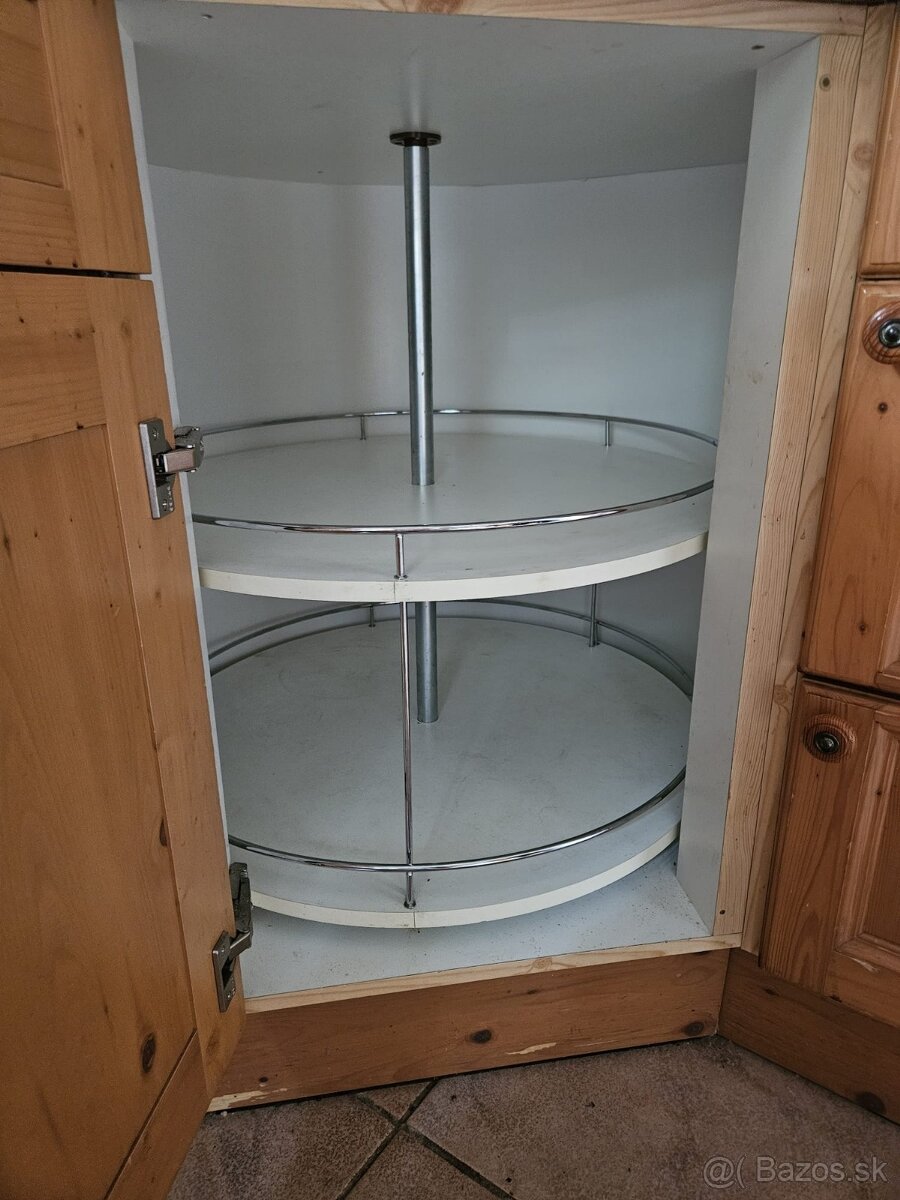 Masívna kuchynská linka z Nemecka so spotrebičmi - 17