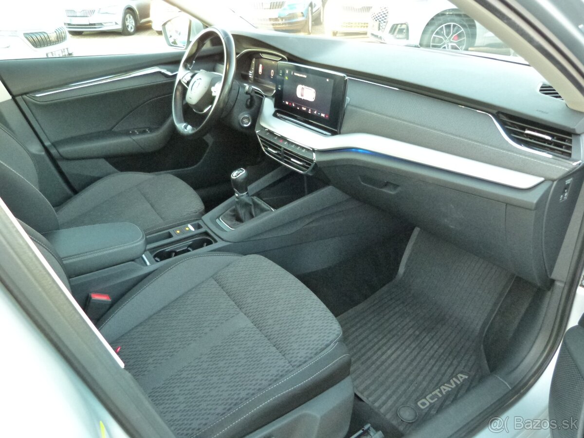 Škoda Octavia Combi 2.0 TDI SCR Style - 17