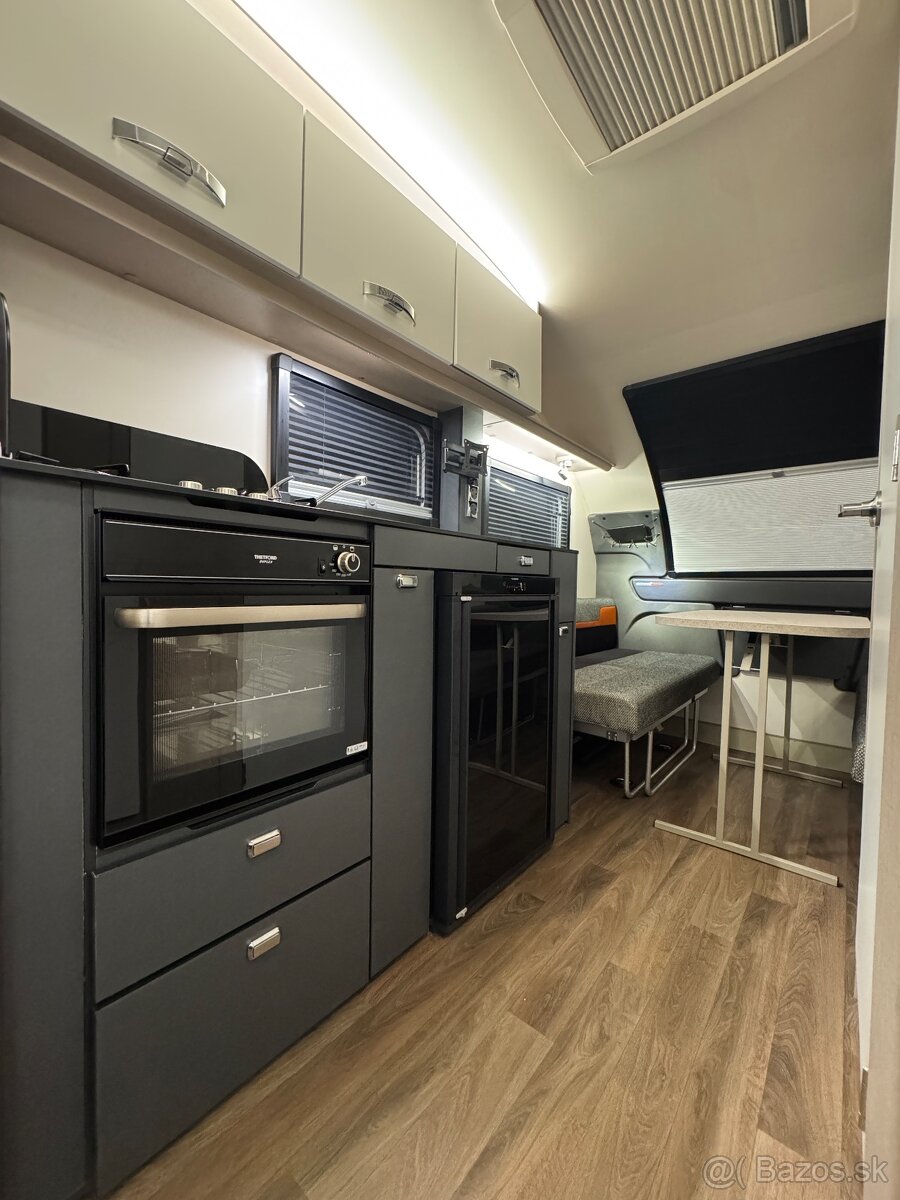 🔱 EXKLUZIVNÍ ANGLICKÝ KARAVAN SWIFT BASECAMP 6 r.v 202 - 17