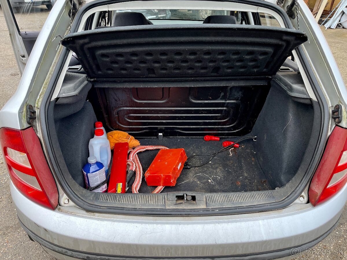 ŠKODA FABIA 1.4 benzín - 17