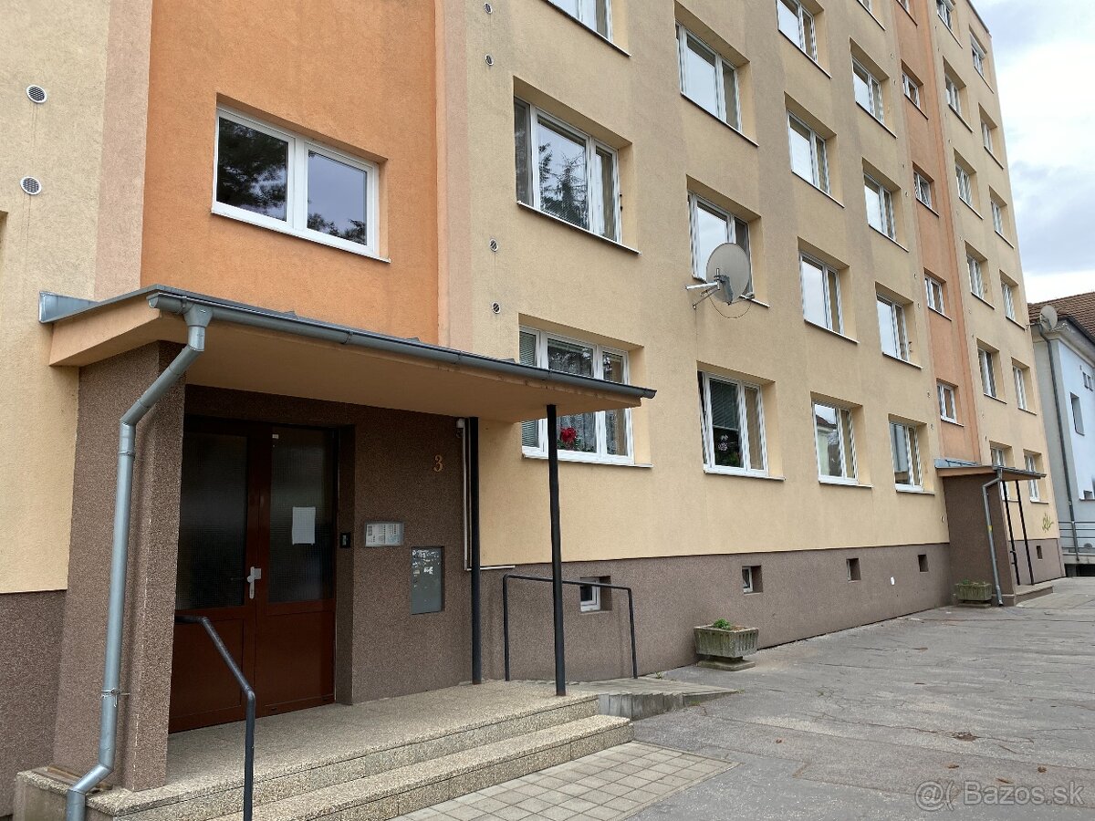 Dvojizbový byt s balkónom vo Zvolene na prenájom - 17