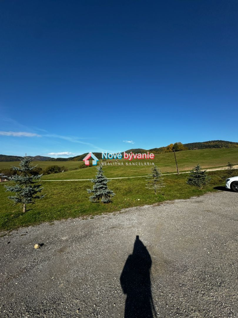 Predaj pozemok Papradno v krásnom prírodnom prostredí - 17