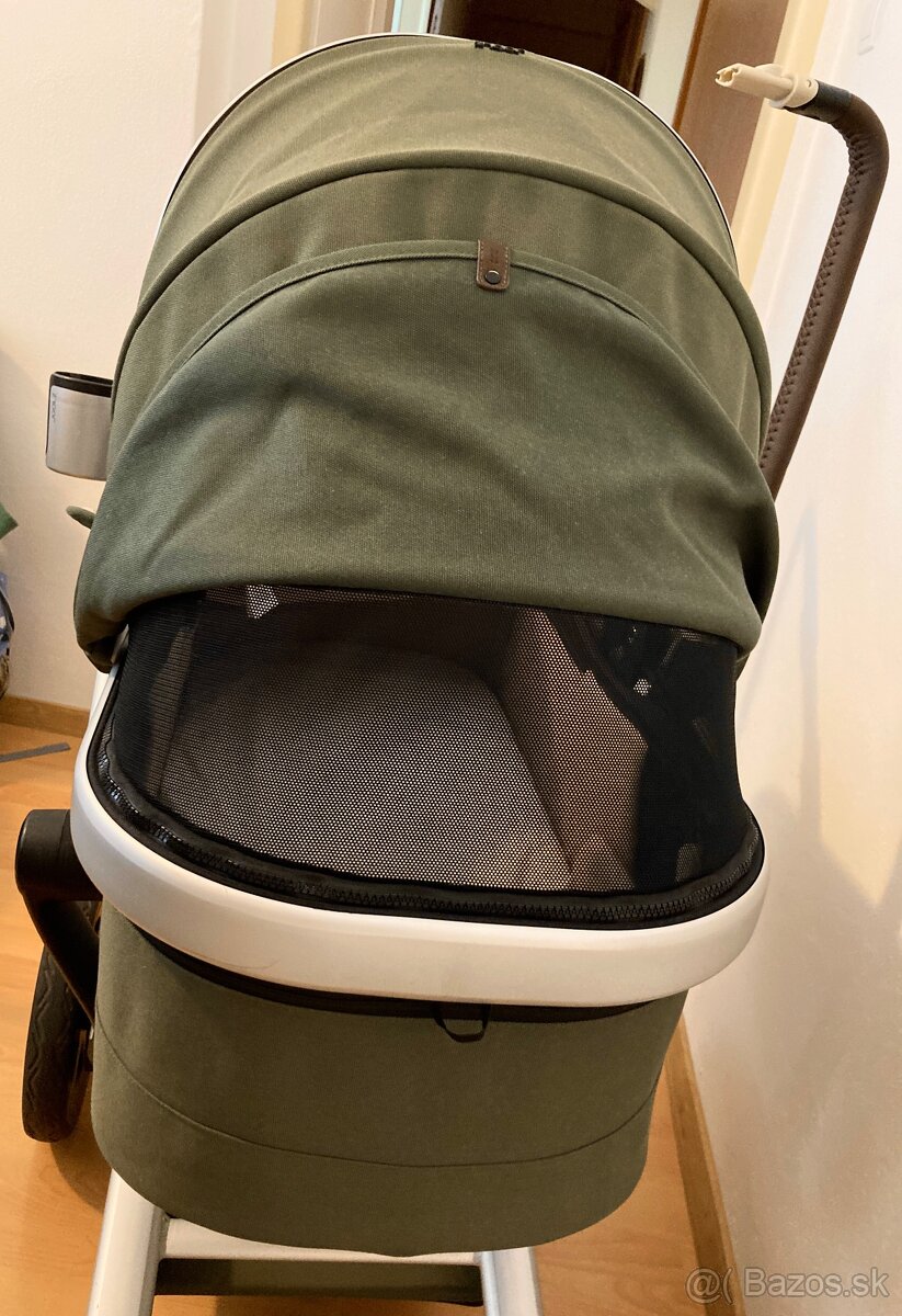 Predám kočík JOOLZ DAY 3 v kŕasnom stave - 17