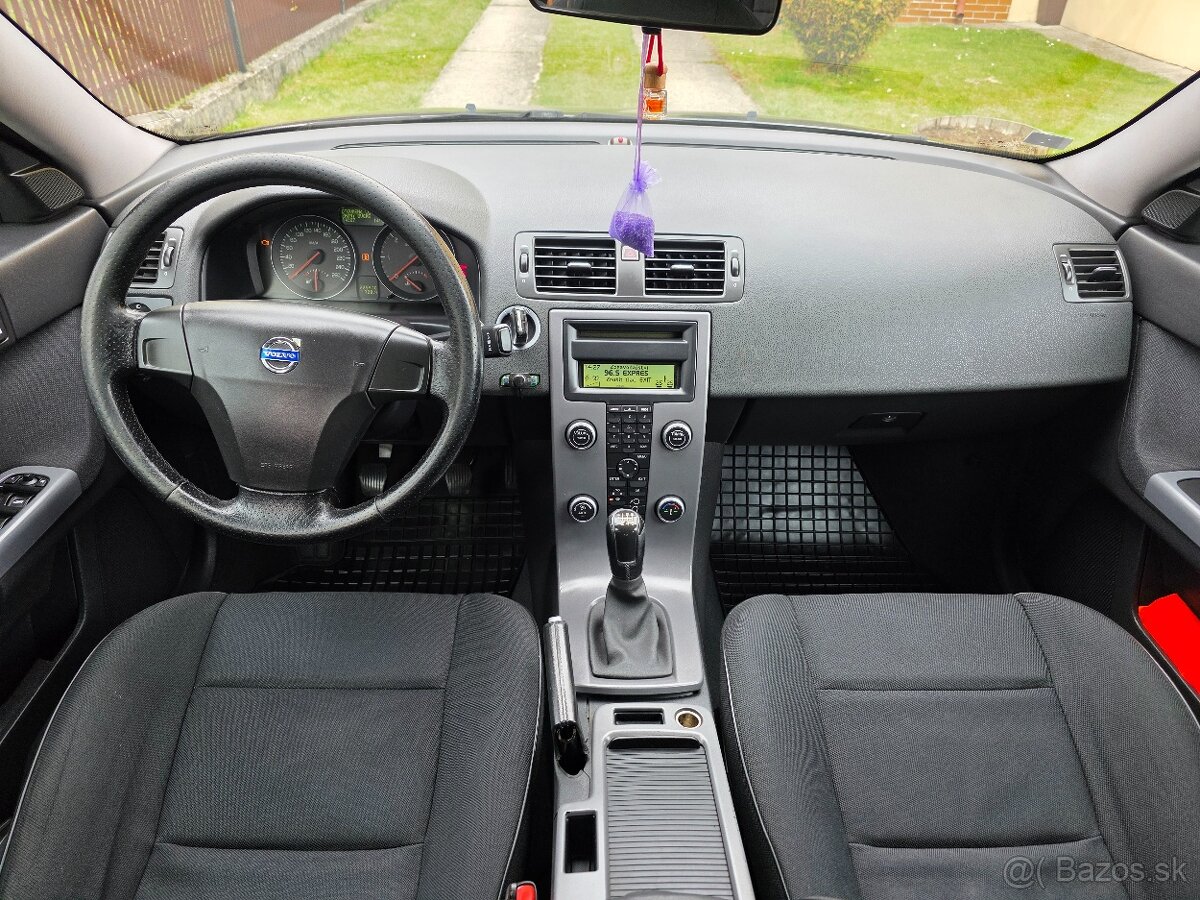 Volvo S40 2.0D Momentum,100kW - 17